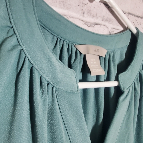 H&M Blouse - Picture 3 of 7